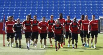 Euro 2016: Divided loyalties as Switzerland face Albania