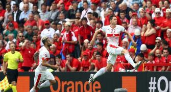 Euro 2016: Schaer header seals Swiss win over 10-man Albania