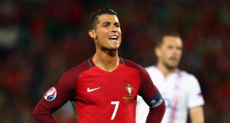 Two sevens, Ronaldo and Arnautovic, look for redemption