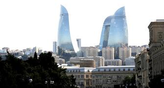 Braced for mayhem, Formula One plays safe in Baku