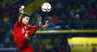German Bundesliga PHOTOS: Bayern stay well clear after holding Dortmund