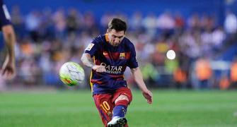 Free-kick maestro Messi equals Koeman's mark at Barcelona
