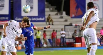 ISL: Forlan's penalty gives Mumbai City full points