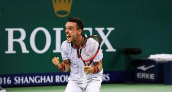 Agut stuns Djokovic in Shanghai Masters semis