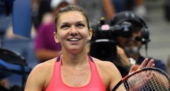 US Open, Day 4: Halep marches under roof after rain