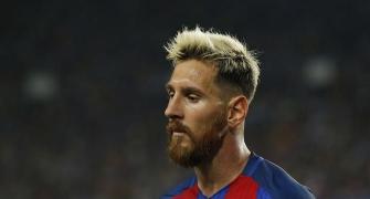 Barcelona must manage Messi's playing time, says Bauza