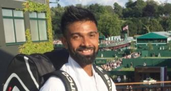 Indians at Wimbledon: Jeevan's debut ends, Sania advances