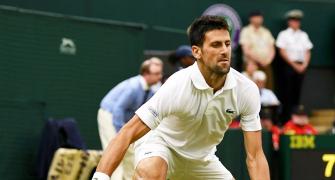 Djokovic complains of 'hole' on Centre Court