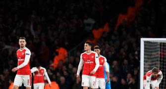 Arsenal fighting to stave off Champions League 'disappointment'