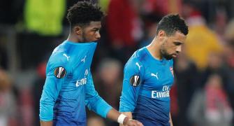 PHOTOS: Arsenal lose but advance; Milan, Villarreal through