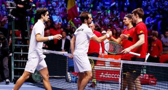 Davis Cup final: France win doubles, take 2-1 lead vs Belgium