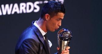 PIX: Ronaldo beats Messi again to retain FIFA world best player award