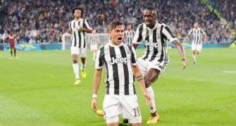Football Briefs: Dybala brace helps Juve down Torino; PSG draw