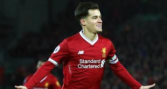 Coutinho to join Barcelona in club record move