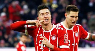 Football Briefs: Bayern stretch Bundesliga lead with win over Bremen