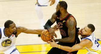 NBA Finals: LeBron's 51 points in vain; Warriors outlast Cavaliers