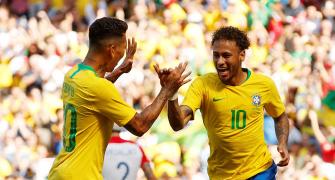 Neymar returns in scoring style as Brazil beat Croatia