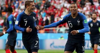 SEE: France World Cup winners cheer for health workers