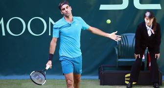 Tennis round-up: Federer battles hard for semi-final spot in Halle