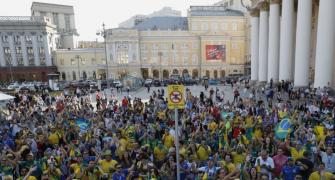 PHOTOS: Brazilian fans bring carnival to Moscow square