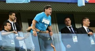 FIFA slams Maradona after middle-finger gesture