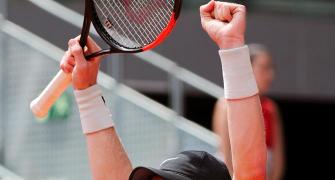 Tennis Roundup: Edmund stuns Djokovic in Madrid second round