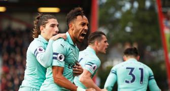 EPL PHOTOS: Arsenal win 17th game on trot...