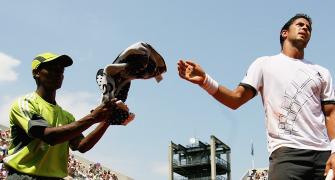 Respect ball kids, Federer tells fellow pros