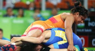 Ritu Malik in bronze contention; Sakshi, Ritu Phogat lose