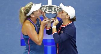 Barty-Vandeweghe denied chance to celebrate title