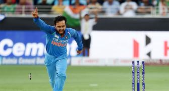 Kedar Jadhav fit to travel with Team India for World Cup