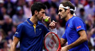 Laver Cup: Europe leads despite shock defeat for Federer-Djoko