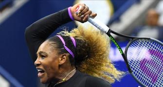 US Open PIX: Serena whips Sharapova; easy for Djokovic