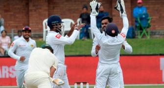 Sri Lanka seamers keep second Test versus South Africa in the balance