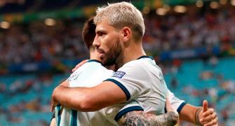 Copa America: Argentina enter last eight; Colombia win