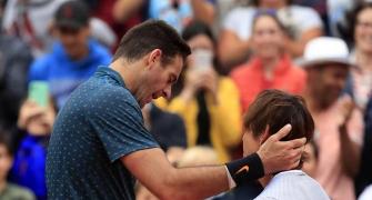 PIX: Djokovic, Serena cruise; Osaka struggles
