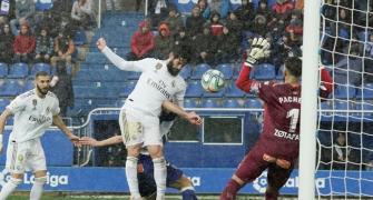 La Liga: Madrid go top with gutsy win at Alaves