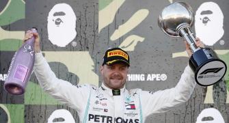 Bottas wins in Japan; Mercedes take 6th straight title