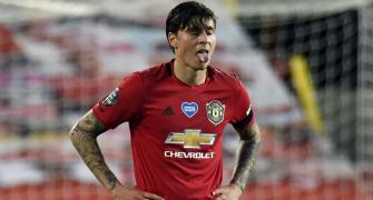 Man United footballer Lindelof tackles thief in Sweden