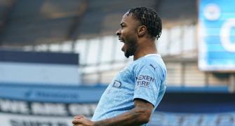 PICS: City ease past Fulham; Everton draw at Burnley