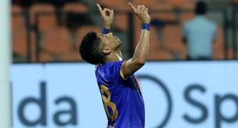 ISL: Mumbai beat NorthEast, keep play-off hopes alive