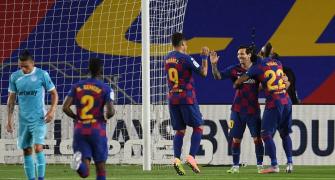 La Liga PICS: Messi scores as Barca stay top