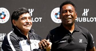 Pele mourns passing of Argentine great Maradona