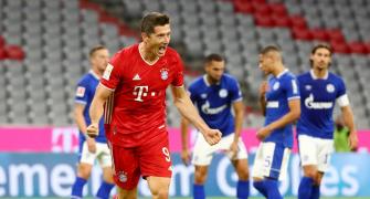 Soccer: Bayern dismantle Schalke 8-0 in season opener