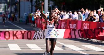 Kenya's Jepchirchir wins women's marathon