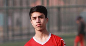 Afghan footballer died falling from US plane in Kabul