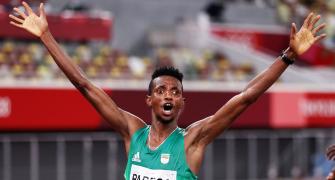 Olympics PIX: Ethiopian Barega wins 10,000m gold