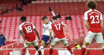 PIX: Arsenal beat Spurs despite Lamela 'Rabona'