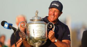Fabulous at 50: Mickelson defies age to win PGA title