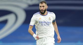 Benzema gets suspended jail term in sex tape trial